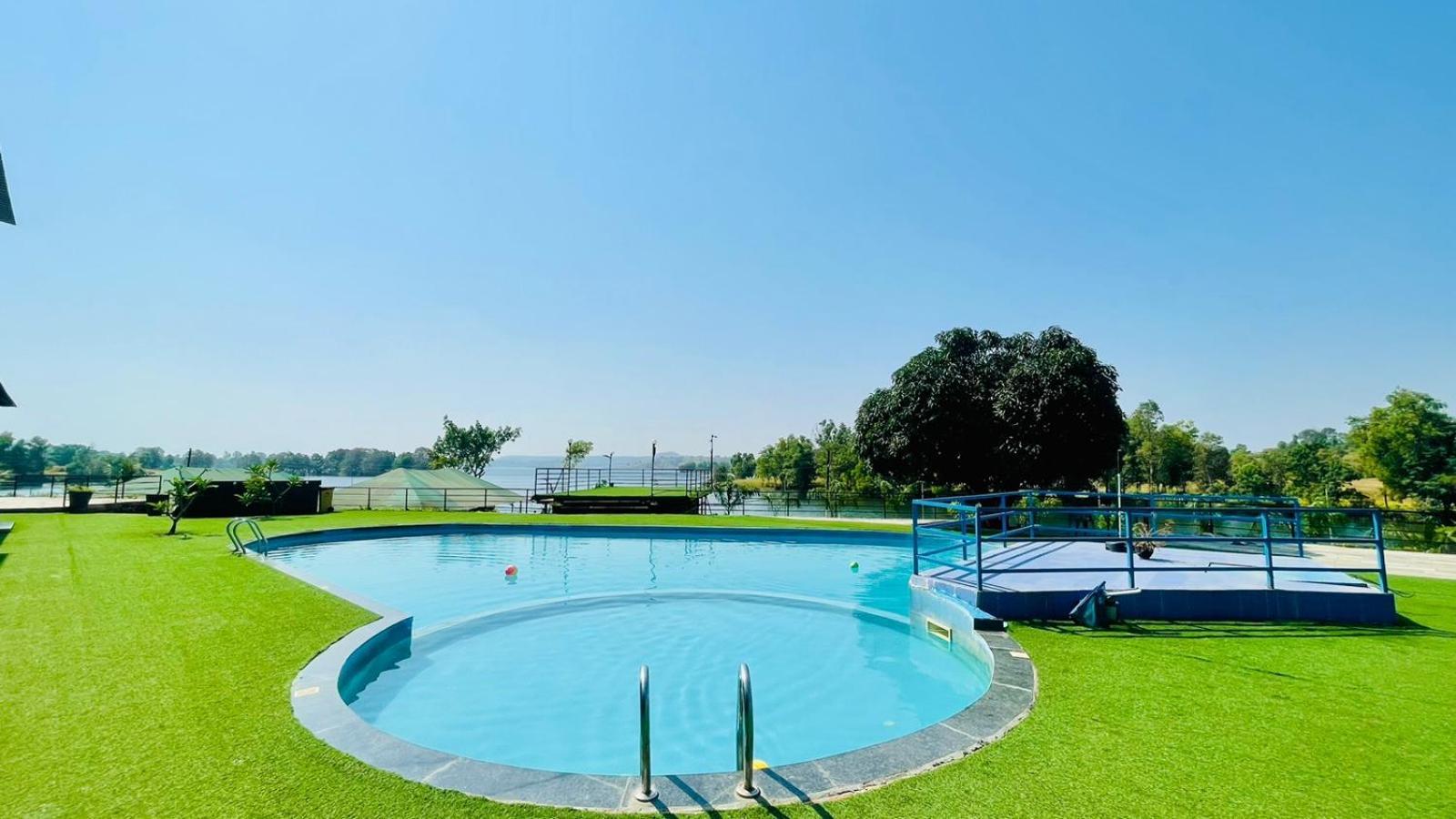 Amigos Lake Resort-Igatpuri, Maharashtra Exterior photo